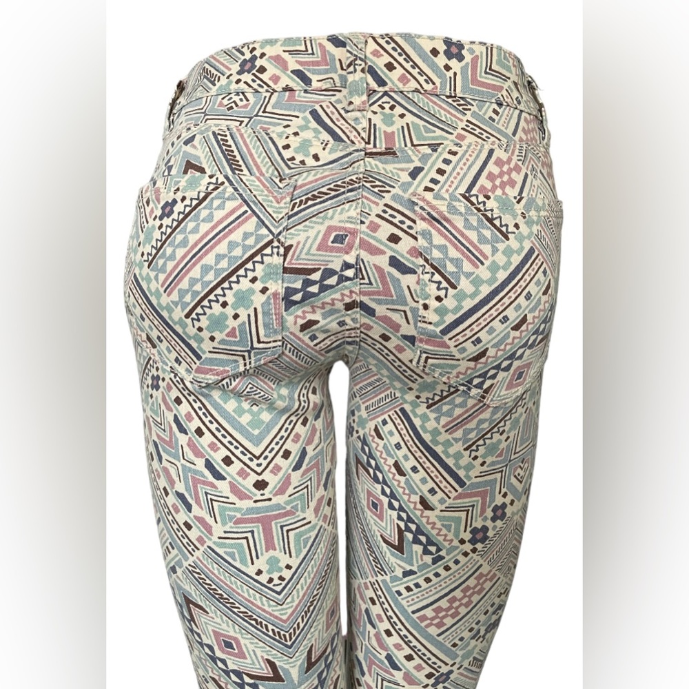 Design Lab Catalina Jeans - Picture 7 of 10